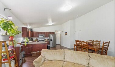 8260 E Snowy Pass Cir in Wasilla, AK - Building Photo - Building Photo