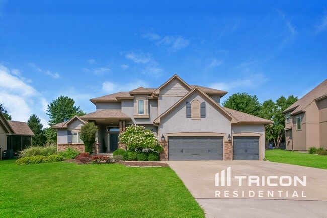 property at 1813 NE Parks Summit Blvd.