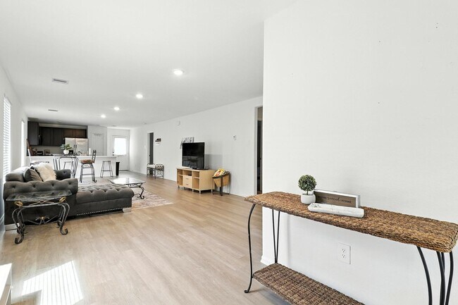 379 Jewett Meadow Dr in Magnolia, TX - Building Photo - Building Photo