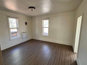 9 1/2 Elk Path in Manitou Springs, CO - Building Photo - Building Photo