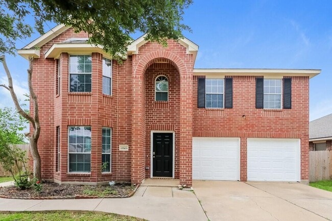 property at 15503 Gallant Ct