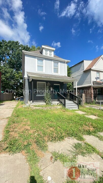 1526 Cypress Ave in Kansas City, MO - Building Photo
