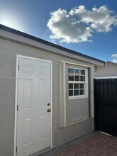 2753 W 68th Pl in Hialeah, FL - Building Photo - Building Photo