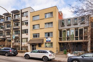 3563 University Rue in Montréal, QC - Building Photo