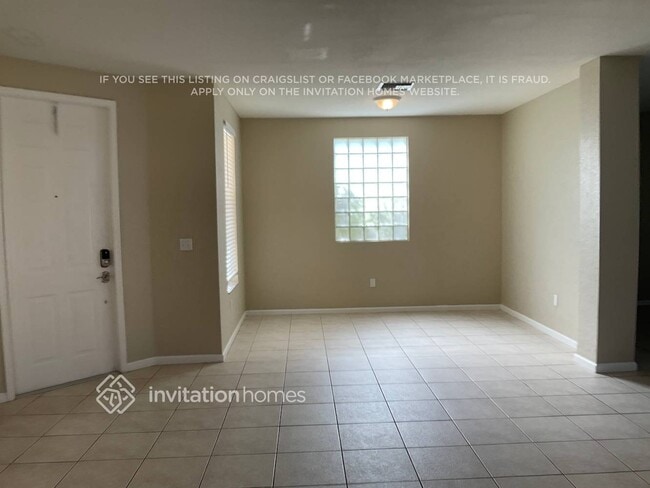 5821 Azalea Cir in West Palm Beach, FL - Foto de edificio - Building Photo