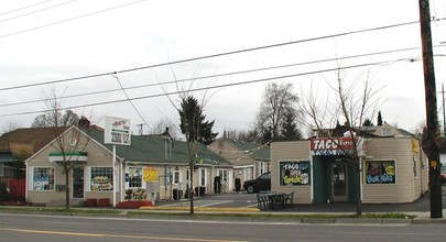 Phoebe Flats in Portland, OR - Building Photo - Building Photo