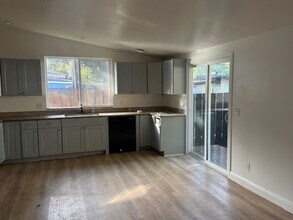 18800 Cachagua Rd in Carmel Valley, CA - Building Photo - Building Photo