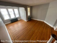 5940 N Lawrence St photo'