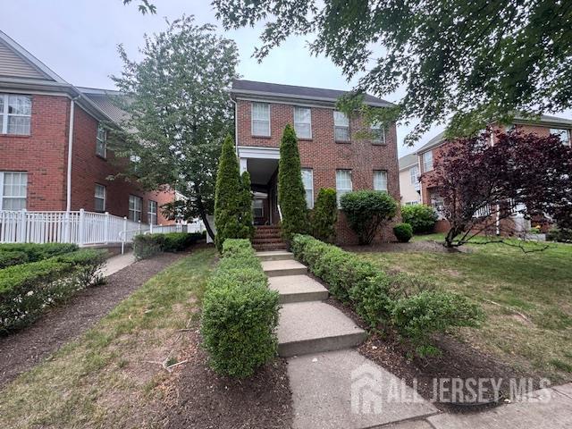 10 Park Square in Metuchen, NJ - Foto de edificio