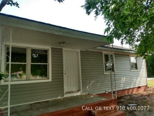 1057 Honeycutt Rd in Fayetteville, NC - Building Photo - Building Photo