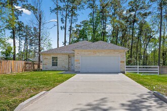 25106 Morgan Cemetery Rd in Cleveland, TX - Building Photo - Building Photo