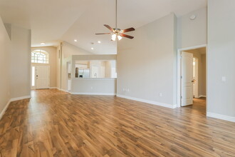 3205 Saturn Ct in Riverview, FL - Building Photo - Building Photo