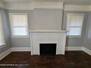 2536 Phyllis St in Jacksonville, FL - Building Photo - Building Photo