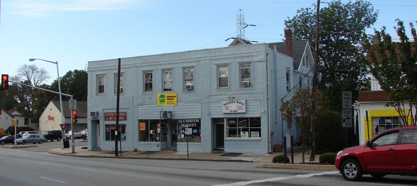 806-820 Glenbrook Ave in Bryn Mawr, PA - Building Photo