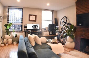 31 Fairfield St in Boston, MA - Building Photo - Building Photo
