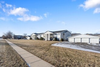 Fairfield Apartments in Elkhorn, WI - Building Photo - Building Photo