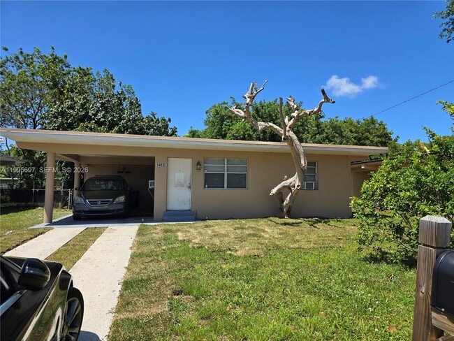 property at 1413 NW 3rd St