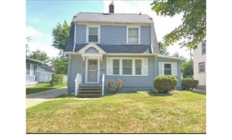 17100 Maple Heights Blvd in Cleveland, OH - Building Photo