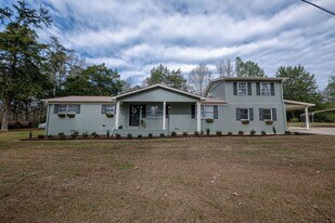3185 George Russell Rd in Decatur, AL - Building Photo