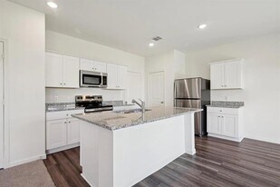 1109 Delta Crst in Maxwell, TX - Building Photo