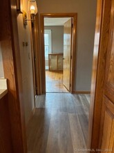 54 Elm St in Enfield, CT - Building Photo - Building Photo