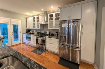 6519 Lincoln Dr in Philadelphia, PA - Building Photo - Building Photo