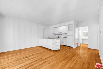 1132-1132 Larrabee St in West Hollywood, CA - Building Photo - Building Photo