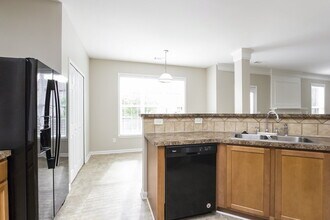 3921 Triton Ives Dr NE in Auburn, GA - Building Photo - Building Photo