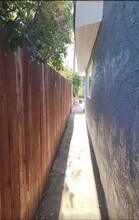 6431 Roble Ave in Los Angeles, CA - Building Photo - Building Photo