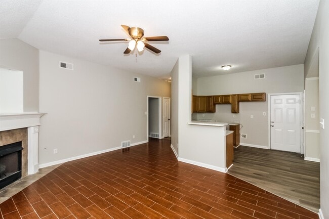 1109 Cross Meadow Rd in Cordova, TN - Building Photo - Building Photo