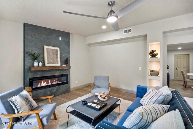 property at 1569 Arzel Ct