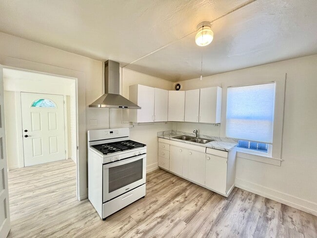 1804 India St in San Diego, CA - Building Photo - Building Photo