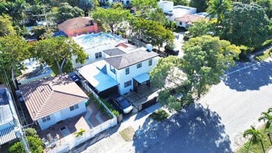 927 SW 18th Ave in Miami, FL - Building Photo - Building Photo