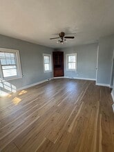 727 Dundee Ave in Waterloo, IA - Building Photo - Building Photo