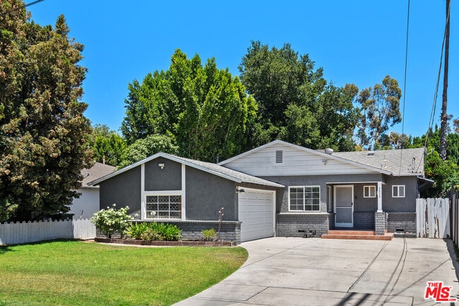property at 5630 Radford Ave