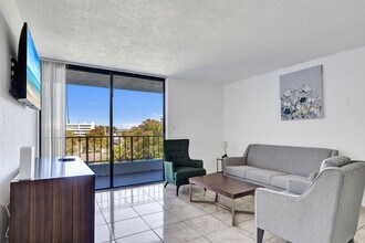 777 NW 155th Ln, Unit SI ID1504002P in Miami, FL - Building Photo - Building Photo