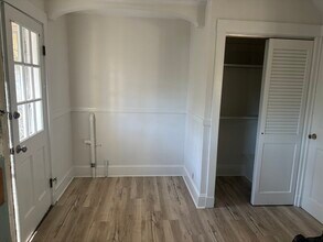 1308 Pleasant St, Unit 1 in Weymouth, MA - Foto de edificio - Building Photo