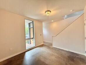 548 S Person St in Raleigh, NC - Building Photo - Building Photo