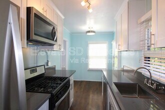 3695 Columbia St in San Diego, CA - Building Photo - Building Photo