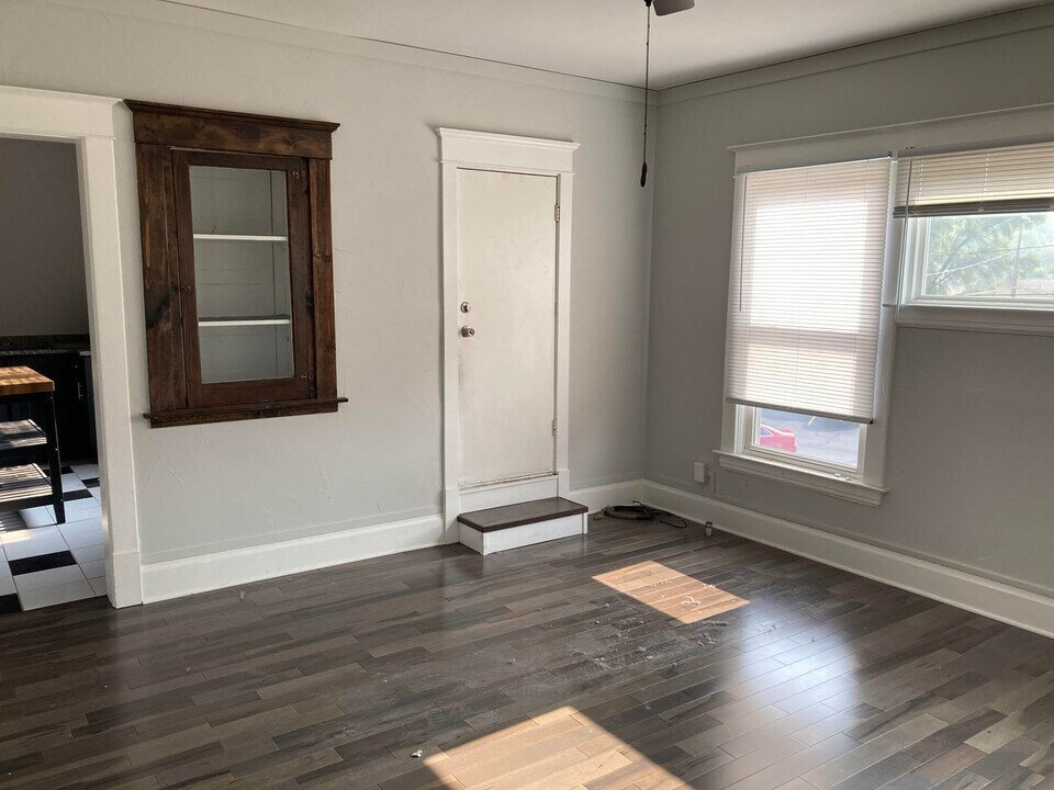 725 Michigan St NE in Grand Rapids, MI - Building Photo