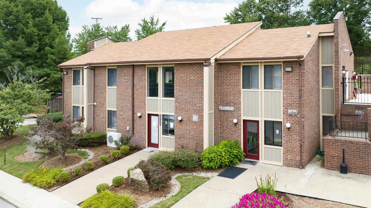 Boulder Creek in Jeffersontown, KY - Foto de edificio