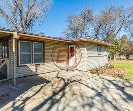 817 Lawrence Dr in Waco, TX - Building Photo - Building Photo