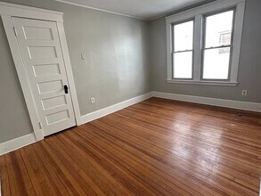 73 Sachem St in New Haven, CT - Building Photo - Building Photo