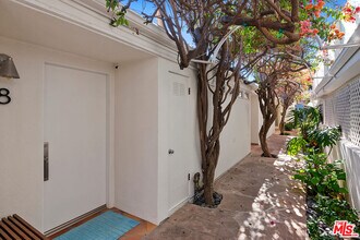 27400 Pacific Coast Hwy in Malibu, CA - Foto de edificio - Building Photo