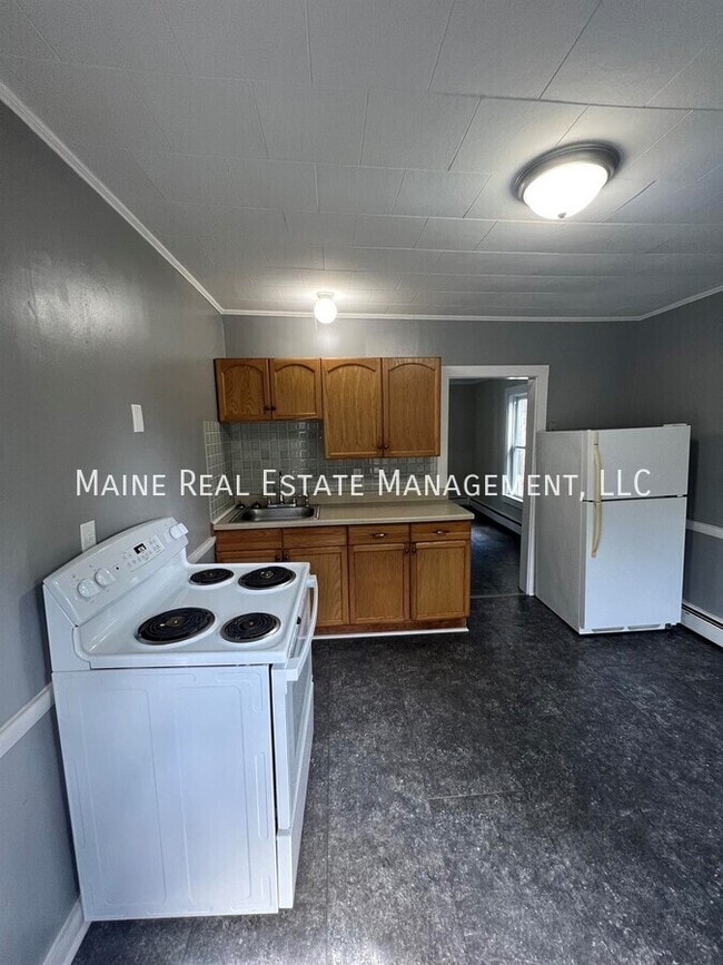 61-63 Pearl St in Bangor, ME - Building Photo - Building Photo