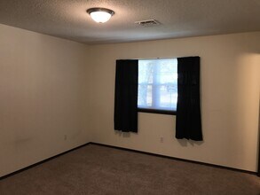 716 Royal Ave in Midwest City, OK - Building Photo - Building Photo