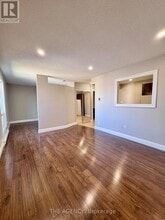 62 Bloor St E in Oshawa, ON - Building Photo - Building Photo