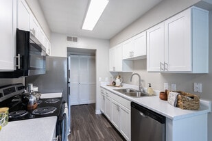 Royal Ridge in Midvale, UT - Building Photo