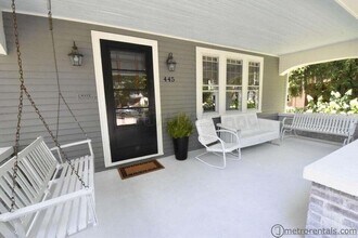 445 Oakland Park Ave in Columbus, OH - Building Photo - Building Photo