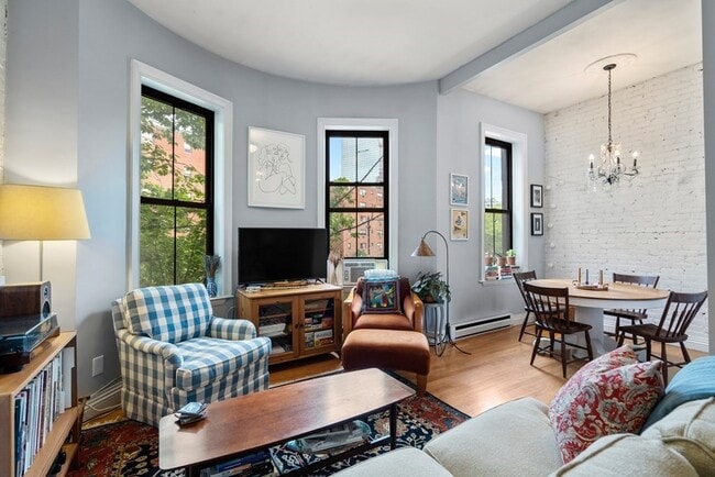 406 Columbus Ave in Boston, MA - Building Photo - Building Photo